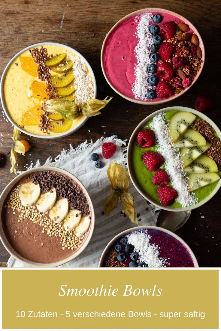 Smoothie bowl topping fruits