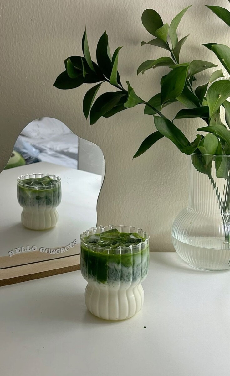 Thé matcha glacé verre