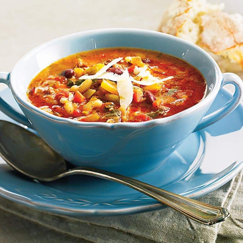 Bol de soupe repas complet